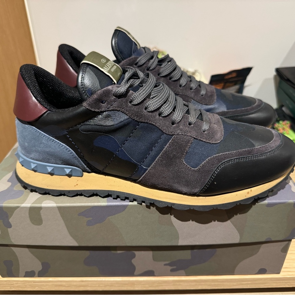 Valentino Rock Runner Sneaker Marine Blue & Plum Camo size 45 US 12 NY0S0723